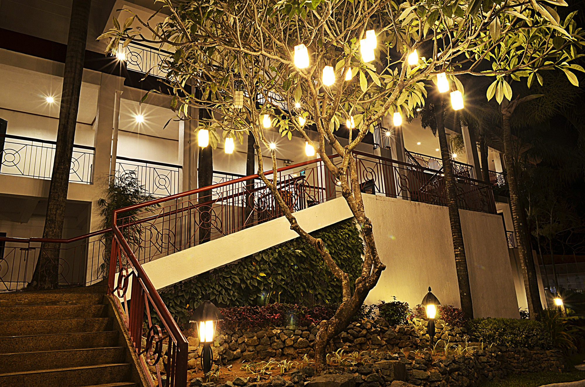 Thunderbird Resorts - Rizal Binangonan Eksteriør bilde